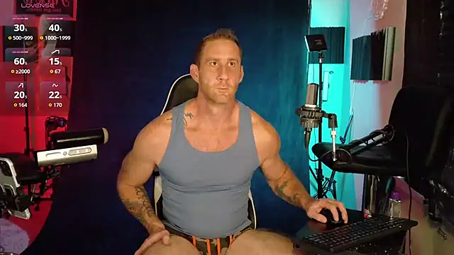 Snapshot of FiftyShadez chatting on October 25, 3:51 pm FiftyShadez online show from October 25, 3:51 pm