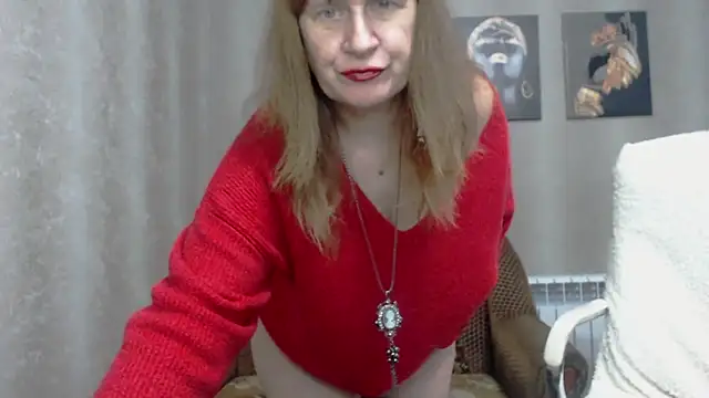 Snapshot of koroleva70 chatting on December 19, 6:56 pm koroleva70 online show from December 19, 6:56 pm