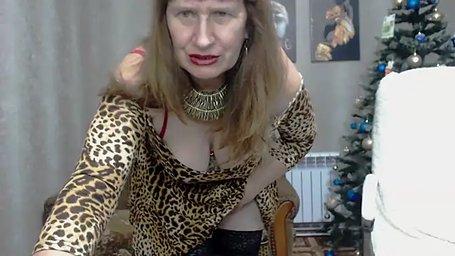 Snapshot of koroleva70 chatting on January 5, 6:13 pm koroleva70 online show from January 5, 6:13 pm