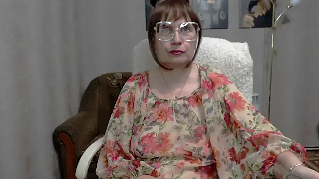 Snapshot of koroleva70 chatting on March 9, 7:26 pm koroleva70 online show from March 9, 7:26 pm