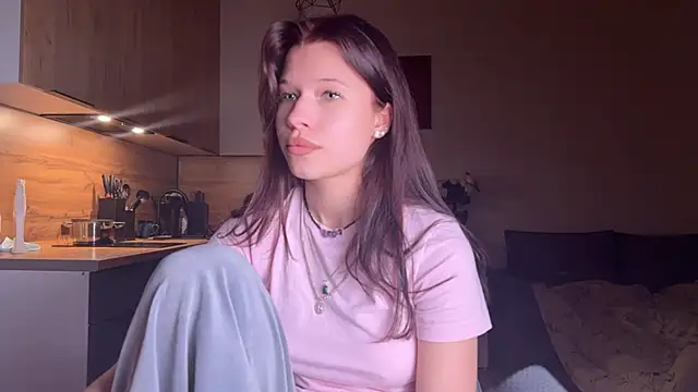 Snapshot of YourOblivion chatting on September 15, 7:25 pm YourOblivion online show from September 15, 7:25 pm