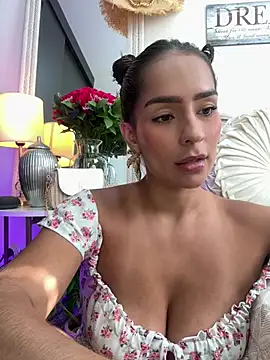 Mau White online show from January 21, 8:21 pm