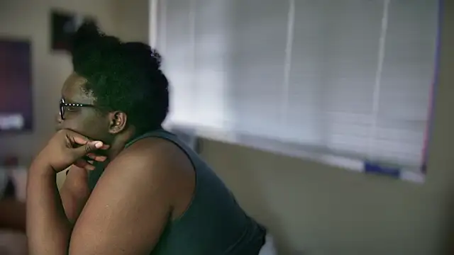 Yagurl  west online show from February 24, 1:02 am