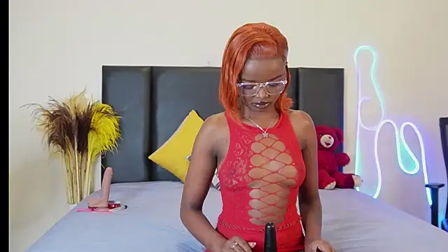 RosesRRed online show from December 16, 9:20 pm