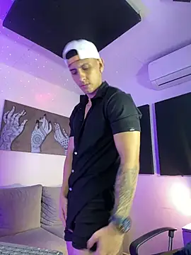 Snapshot of _Ryan_walker chatting on September 20, 2:56 am Ryan walker online show from September 20, 2:56 am