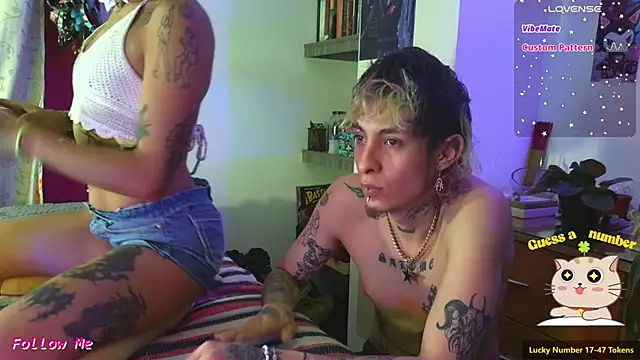 badeyes crazygoat online show from November 4, 11:26 pm