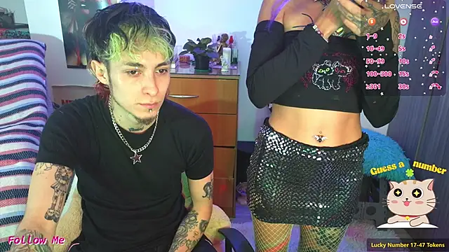 badeyes crazygoat online show from November 14, 8:29 pm