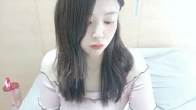 Snapshot of Arisa__ chatting on May 5, 12:51 am Arisa online show from May 5, 12:51 am