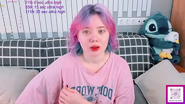   KawaiiYuki   online show from February 13, 6:20 am