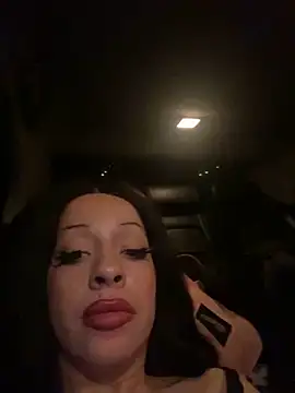 Snapshot of Katalinastarr chatting on December 30, 12:22 am Katalinastarr online show from December 30, 12:22 am