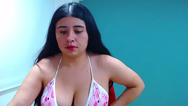 danna- roouss online show from April 22, 3:09 am