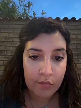 Snapshot of Novababy18 chatting on May 29, 7:01 pm Novababy18 online show from May 29, 7:01 pm