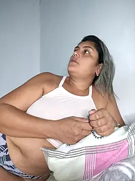 AlyDenalioficial online show from February 5, 3:05 pm