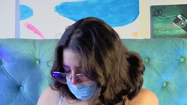 Paola Lyon  online show from February 4, 6:36 pm