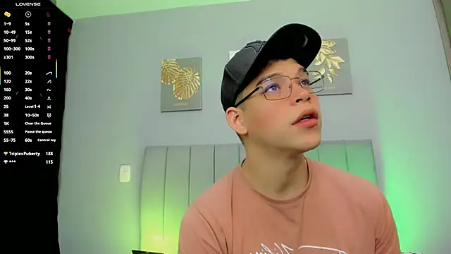 Snapshot of jake_and_joaquin chatting on March 2, 7:43 am jake and joaquin online show from March 2, 7:43 am