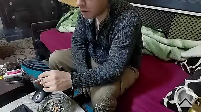 Arabeyes online show from March 1, 9:40 am