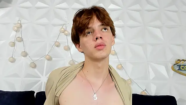 daniel hot03 online show from February 12, 9:33 pm