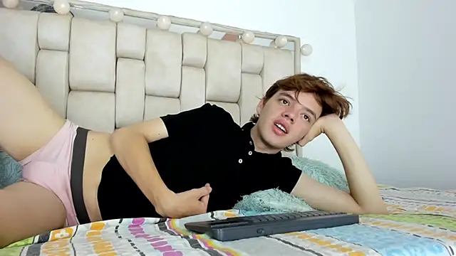 daniel hot03 online show from November 8, 2:17 pm