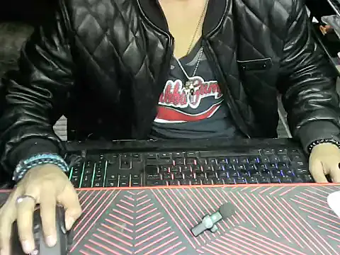 Snapshot of Caballero-lunar chatting on March 28, 6:46 am Caballero-lunar online show from March 28, 6:46 am