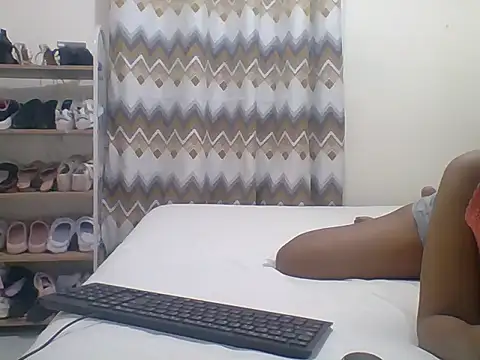 sexy  candyy online show from December 4, 7:44 pm