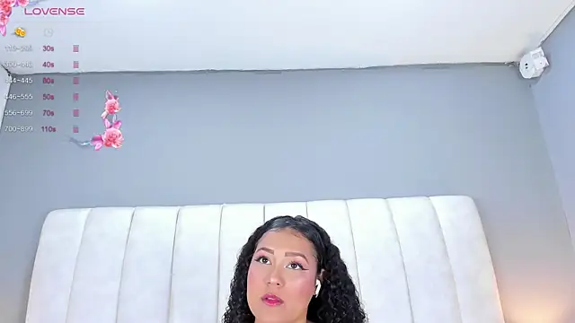 Ashleyy23x online show from November 12, 7:46 pm