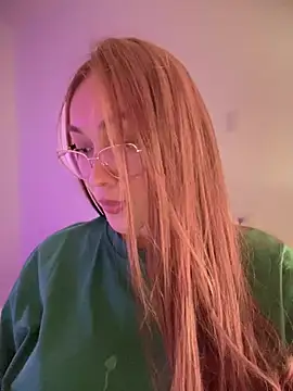 MichelleFerry  online show from March 1, 7:08 am