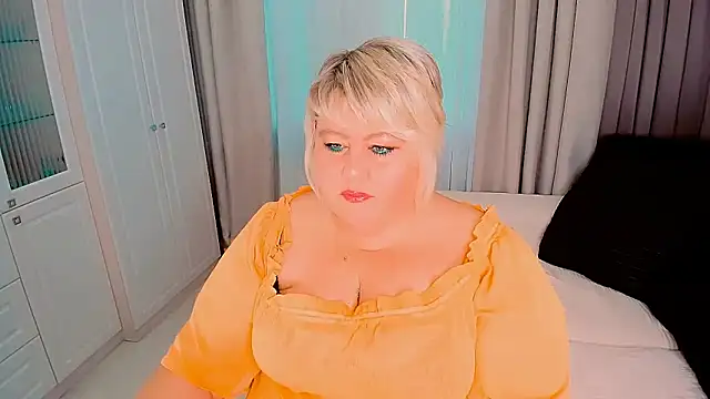BIGTITSBBW online show from September 11, 3:50 am