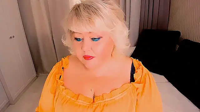 BIGTITSBBW online show from September 12, 4:12 am