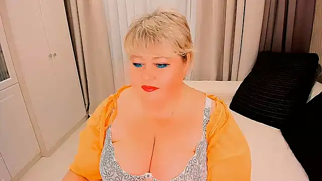 BIGTITSBBW online show from October 25, 7:19 pm