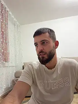 ElChapoGuzman95 online show from January 17, 8:34 pm