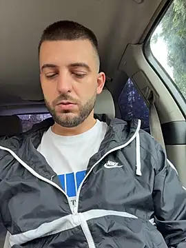 ElChapoGuzman95 online show from March 29, 6:57 am