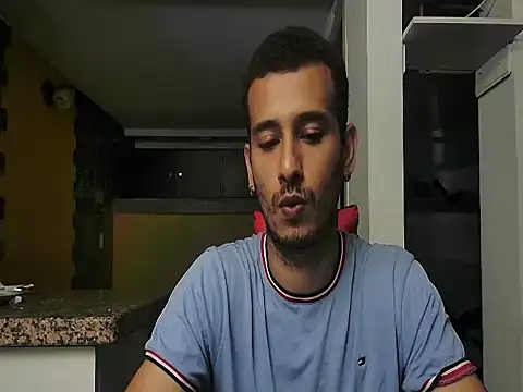 talktome4 online show from March 24, 10:37 pm