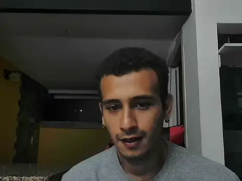 talktome4 online show from April 2, 9:34 pm