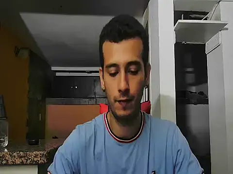 Snapshot of talktome4 chatting on July 12, 2:02 am talktome4 online show from July 12, 2:02 am