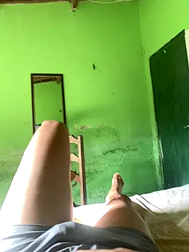 Snapshot of Duduhott chatting on September 13, 10:37 am Duduhott online show from September 13, 10:37 am