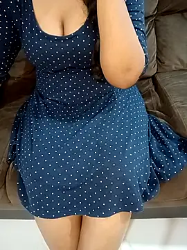 Mounika25 online show from March 13, 5:39 pm