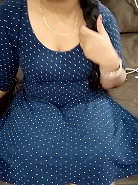 Mounika25 online show from October 19, 9:54 am