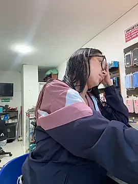  alabina  online show from April 16, 3:02 pm