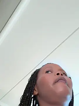 Snapshot of Neelo-Smith chatting on March 4, 7:51 am Neelo-Smith online show from March 4, 7:51 am