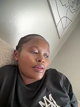 Snapshot of Neelo-Smith chatting on November 1, 6:15 am Neelo-Smith online show from November 1, 6:15 am