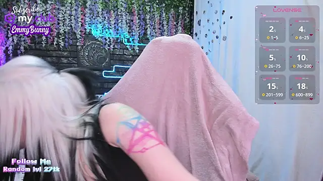 EmmyBunny online show from February 6, 4:47 pm