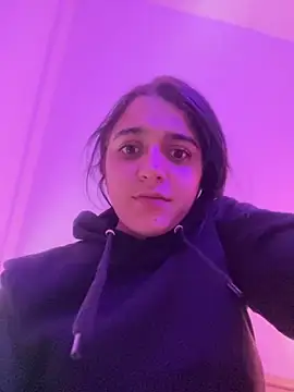 Alicia Ruiz online show from September 30, 6:24 pm