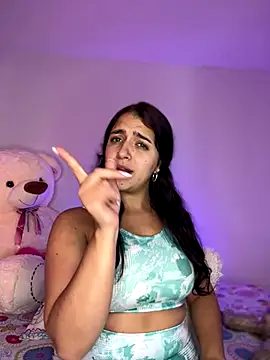 Alicia Ruiz online show from October 28, 6:10 pm