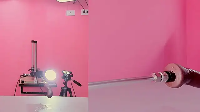 Aleska James online show from January 23, 3:11 pm