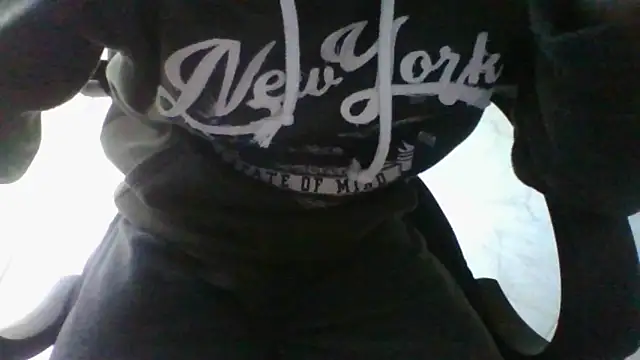 FranciCazzone online show from February 17, 3:09 pm