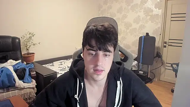 Knuckles17 online show from December 16, 1:54 am