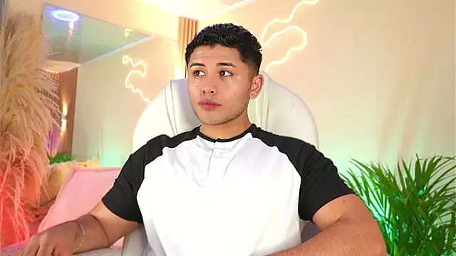 MatiasKorn online show from March 11, 6:08 am