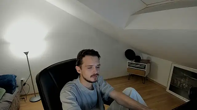 naked psy online show from October 21, 10:10 pm