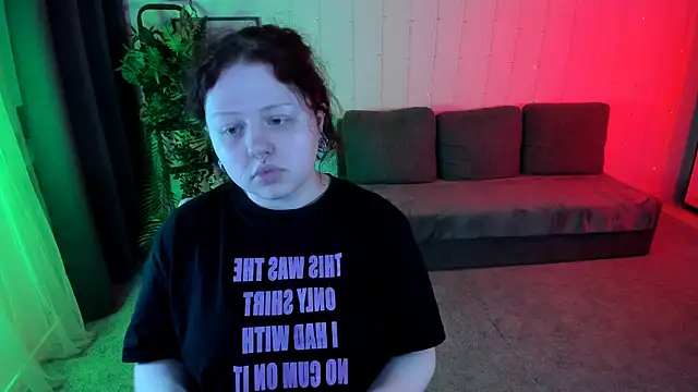 Snapshot of bitchofsun_ chatting on January 27, 2:24 pm bitchofsun  online show from January 27, 2:24 pm