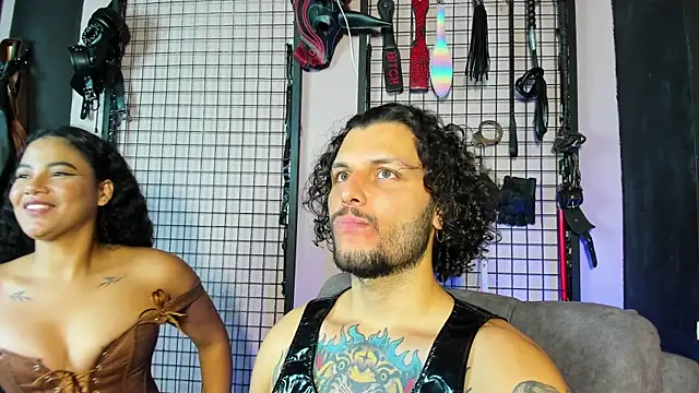 Snapshot of Twisted_Fantasy chatting on January 1, 7:10 pm Twisted Fantasy online show from January 1, 7:10 pm